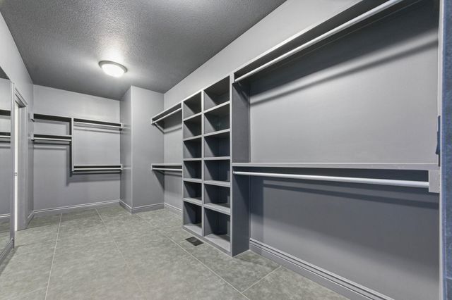 2114 S Celtic St, Wichita, KS 67230