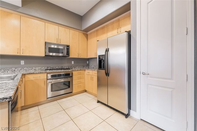 50 East Serene Avenue 412, Las Vegas, NV 89123