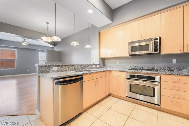 50 East Serene Avenue 412, Las Vegas, NV 89123