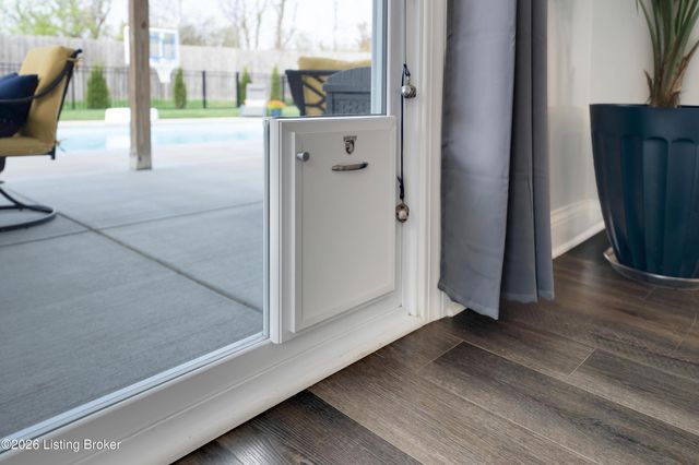 12102 Cypress Ridge Dr, Louisville, KY 40299