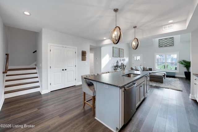 12102 Cypress Ridge Dr, Louisville, KY 40299