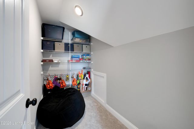 12102 Cypress Ridge Dr, Louisville, KY 40299