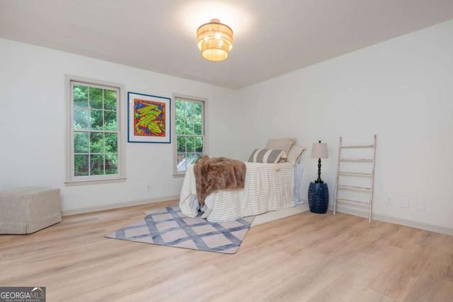 9460 Mistwater Close, Roswell, GA 30076