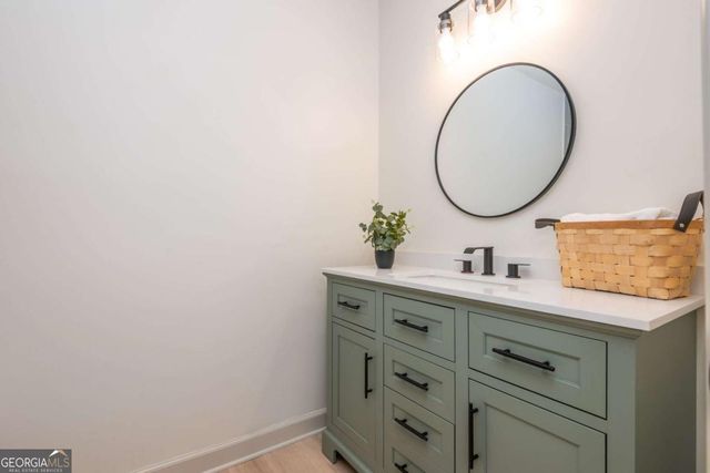 9460 Mistwater Close, Roswell, GA 30076