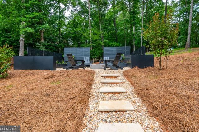 9460 Mistwater Close, Roswell, GA 30076