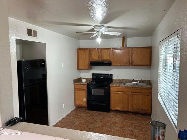 1318 E CULVER Street, Phoenix, AZ 85006