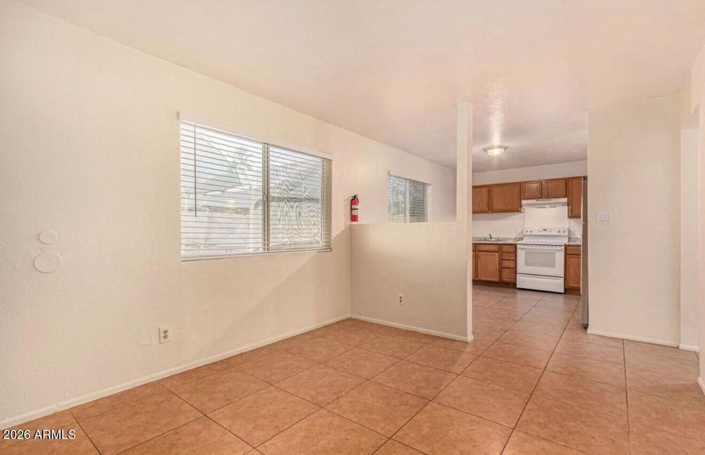 Image 10 of property listing at 1318 E CULVER Street, Phoenix, AZ 85006