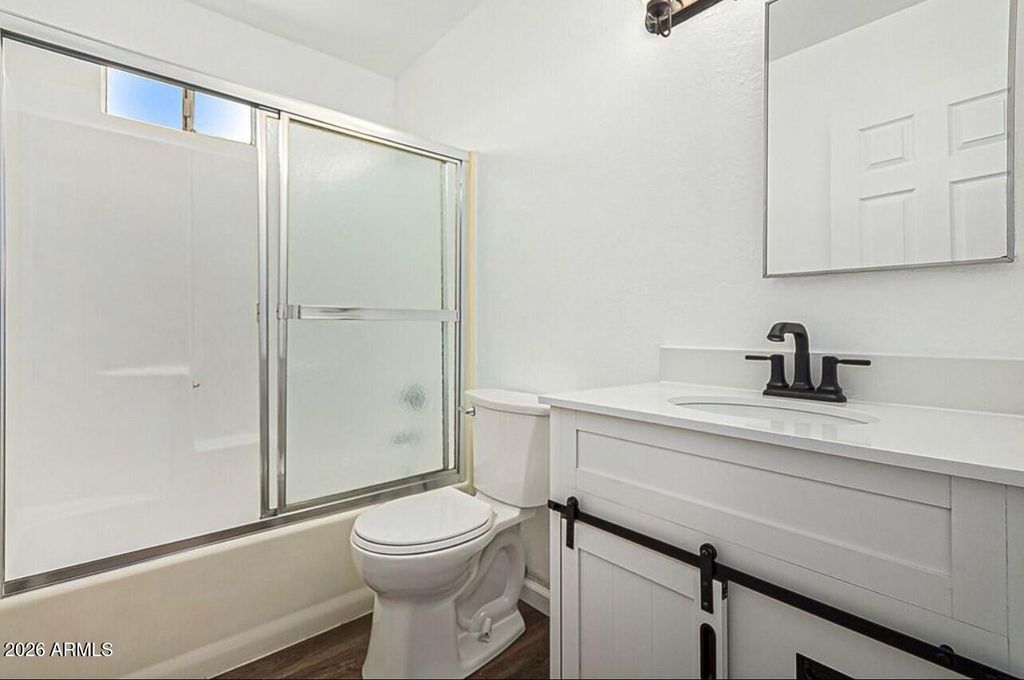 Image 18 of property listing at 1318 E CULVER Street, Phoenix, AZ 85006