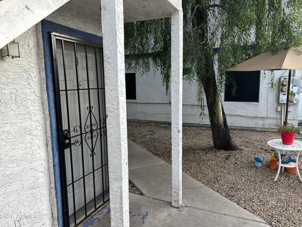 Image 24 of property listing at 1318 E CULVER Street, Phoenix, AZ 85006