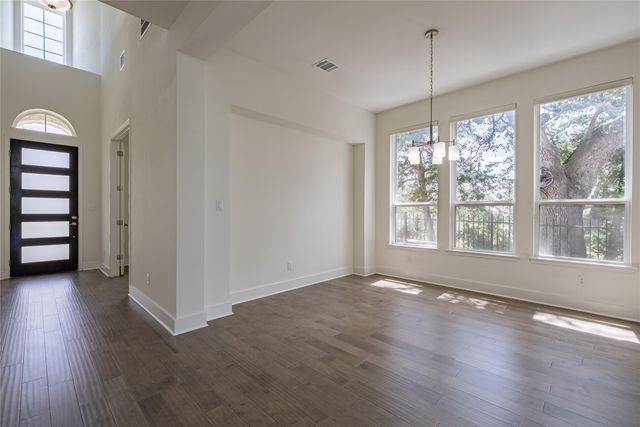212 Eiglehart RD, Austin, TX 78737