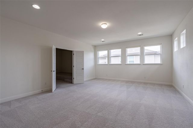 212 Eiglehart RD, Austin, TX 78737
