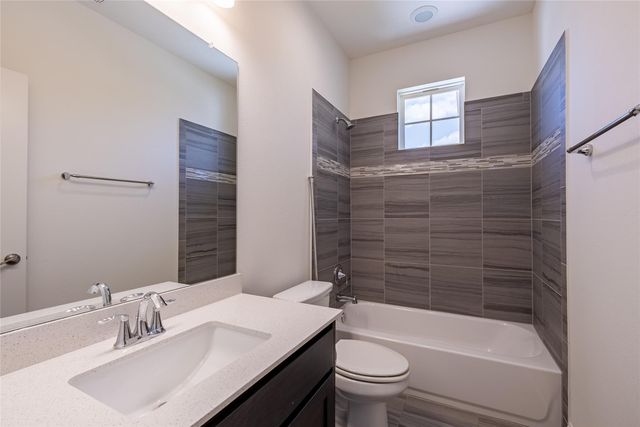 212 Eiglehart RD, Austin, TX 78737