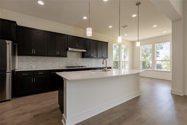 212 Eiglehart RD, Austin, TX 78737