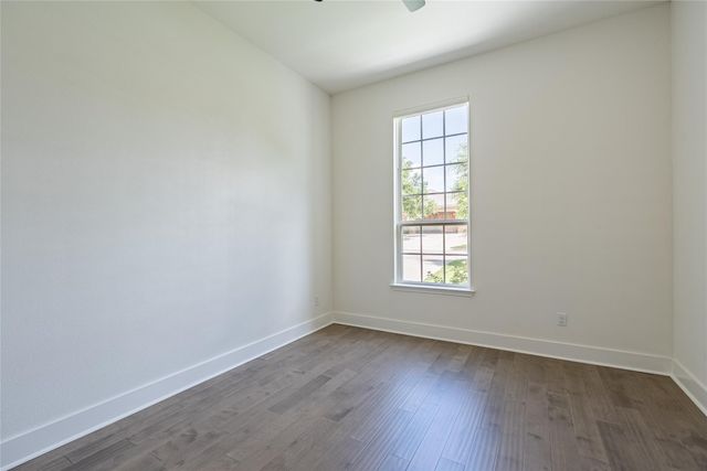 212 Eiglehart RD, Austin, TX 78737