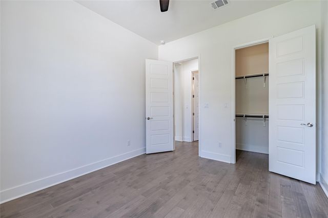 212 Eiglehart RD, Austin, TX 78737