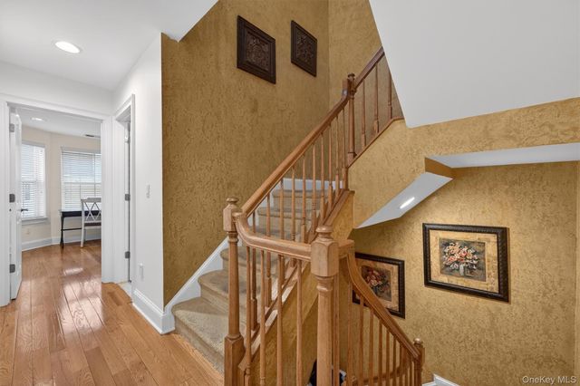 3 Harbor Pointe Drive, Haverstraw, NY 10927