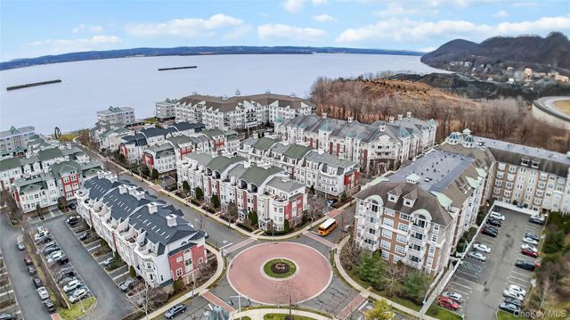 3 Harbor Pointe Drive, Haverstraw, NY 10927