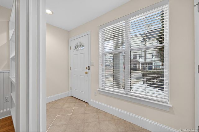 3 Harbor Pointe Drive, Haverstraw, NY 10927