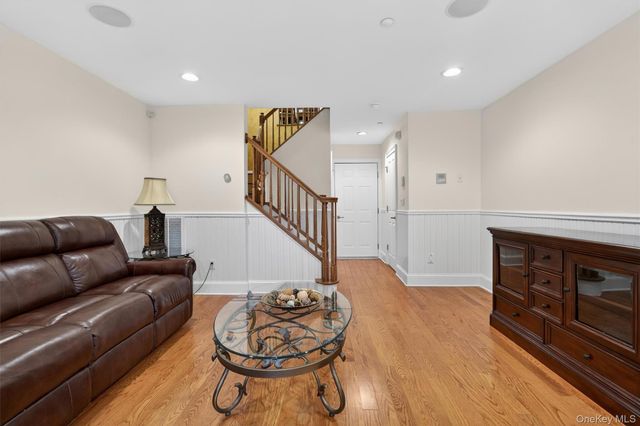 3 Harbor Pointe Drive, Haverstraw, NY 10927