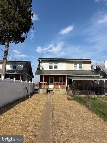 616 N FRONT ST, Wormleysburg, PA 17043