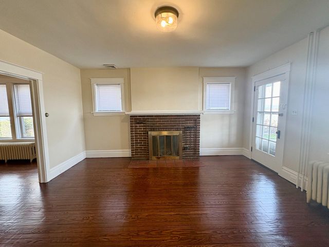 616 N FRONT ST, Wormleysburg, PA 17043