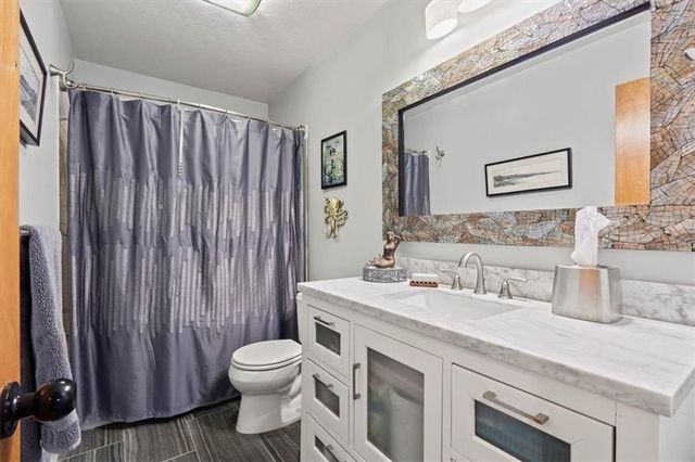 14512 W 69th Street, Shawnee, KS 66216