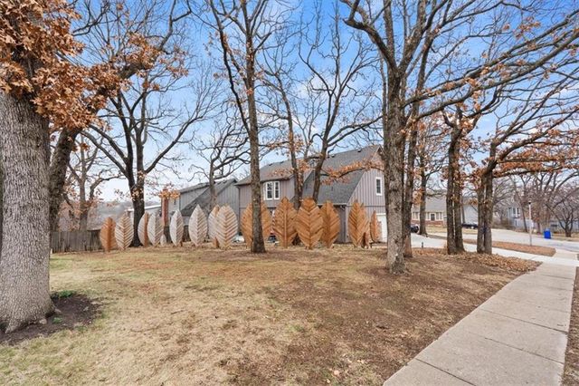 14512 W 69th Street, Shawnee, KS 66216