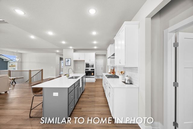 2811 NW Greenwood Street, Ankeny, IA 50023