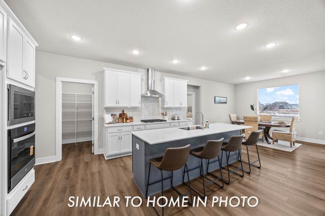 2811 NW Greenwood Street, Ankeny, IA 50023