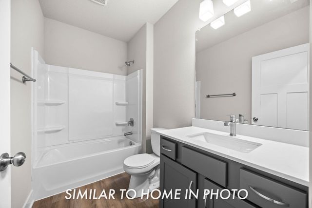 2811 NW Greenwood Street, Ankeny, IA 50023