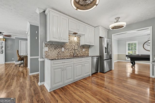 1407 Mill Glenn Court, Lawrenceville, GA 30045