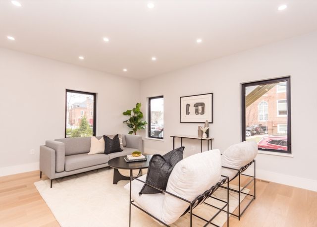 15 Alder Street 1, Waltham, MA 02453