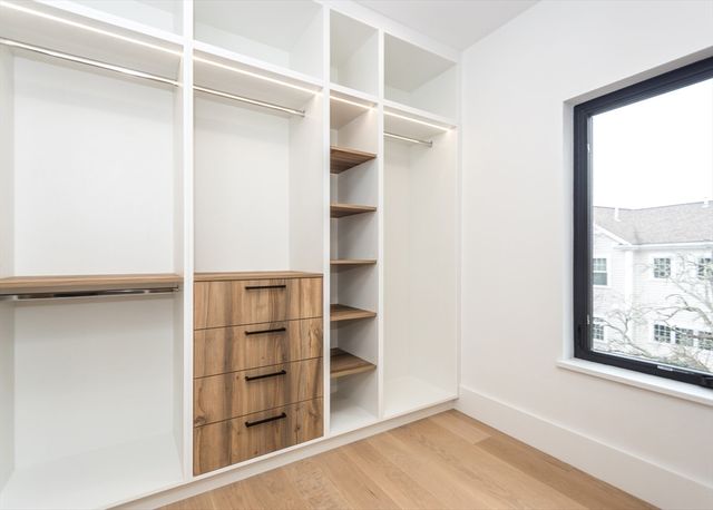 15 Alder Street 1, Waltham, MA 02453