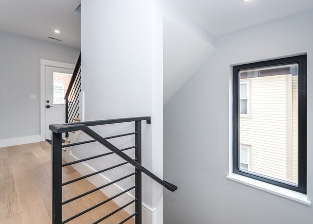 15 Alder Street 1, Waltham, MA 02453