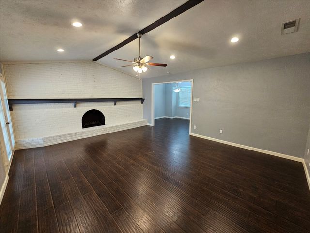 216 Wesley Drive, Desoto, TX 75115