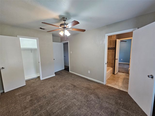 216 Wesley Drive, Desoto, TX 75115