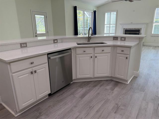 18902 SAINT LAURENT DRIVE, Lutz, FL 33558