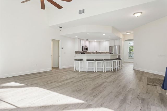 18902 SAINT LAURENT DRIVE, Lutz, FL 33558