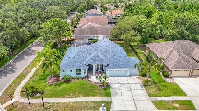18902 SAINT LAURENT DRIVE, Lutz, FL 33558