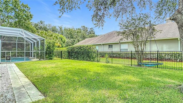 18902 SAINT LAURENT DRIVE, Lutz, FL 33558