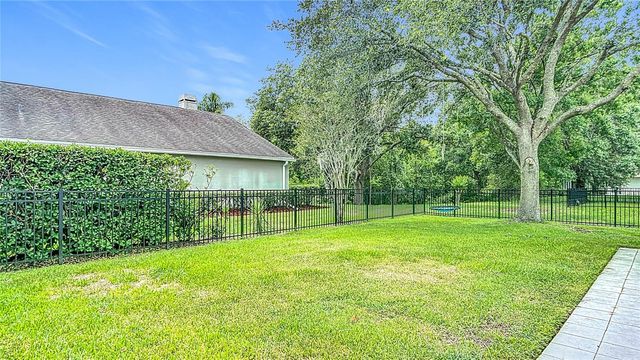18902 SAINT LAURENT DRIVE, Lutz, FL 33558