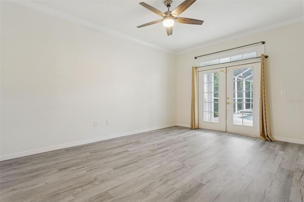 Image 26 of property listing at 18902 SAINT LAURENT DRIVE, Lutz, FL 33558