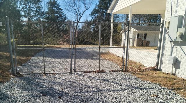 5261 Windemere Circle, Trinity, NC 27370