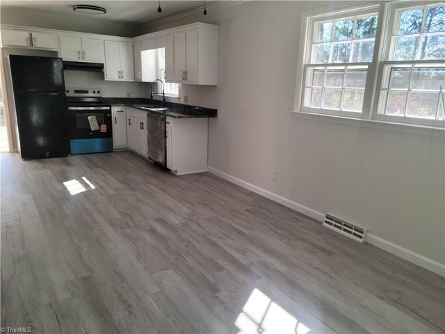 5261 Windemere Circle, Trinity, NC 27370