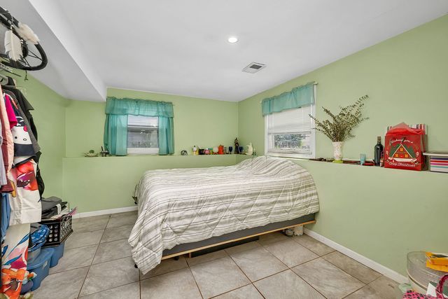 551 FALCONRIDGE Way, Bolingbrook, IL 60440