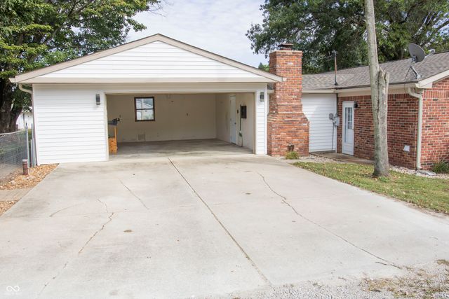 944 W County Road 200 N, Danville, IN 46122