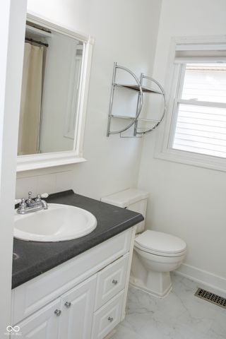 944 W County Road 200 N, Danville, IN 46122