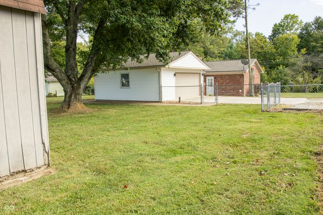 944 W County Road 200 N, Danville, IN 46122