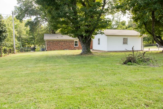 944 W County Road 200 N, Danville, IN 46122