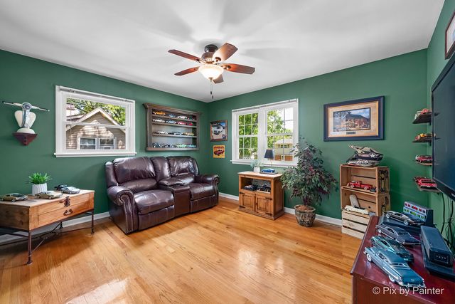 1510 Avalon Court, St. Charles, IL 60174